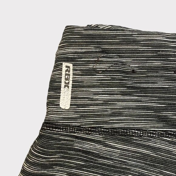 Reebok Grey & White Striped Leggings Size M - Picture 4 of 7